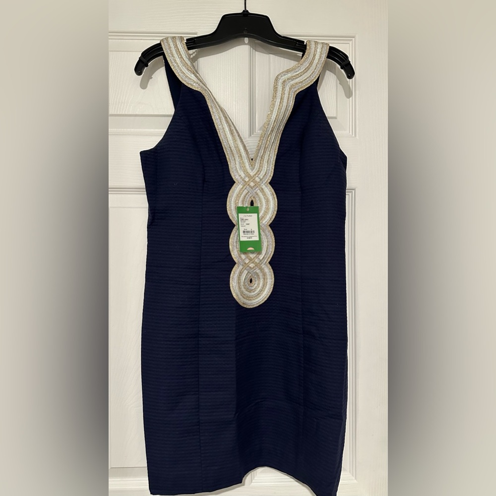 Lilly Pulitzer brand new never worn with tag.
Color: TRUE NAVY
Size:
6